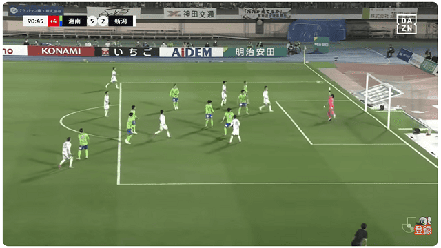 後半46分、5-2　MFモラエスのコントロールシュート！